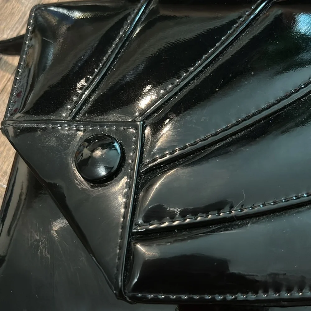 La Regale faux patent‎ black leather shoulder bag /clutch Vintage